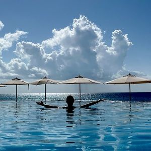 Meet your Posher, Fabi